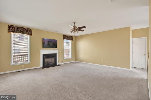 4 TURNER CT, Berryville, VA 22611