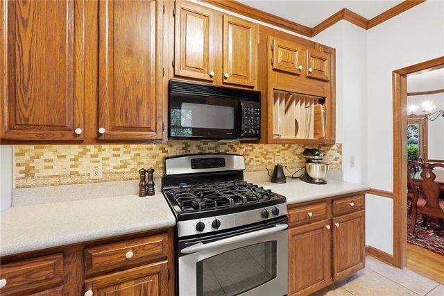 2847 Saddlebrook Way NW, Marietta, GA 30064
