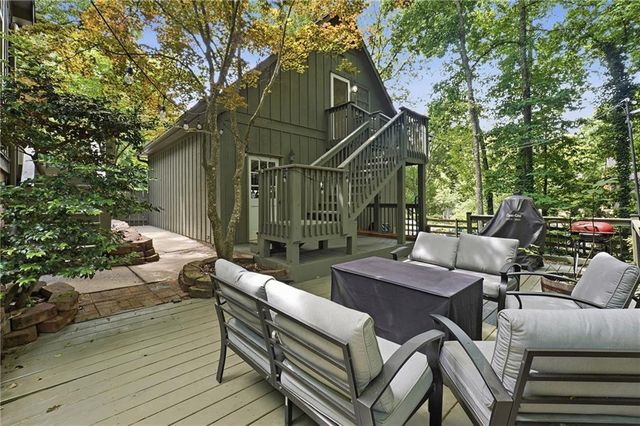 2847 Saddlebrook Way NW, Marietta, GA 30064