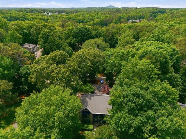 2847 Saddlebrook Way NW, Marietta, GA 30064