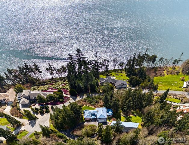 8651 Turners Bay Place, Anacortes, WA 98221
