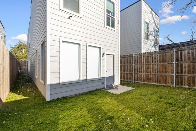 2224 Dyson Street, Dallas, TX 75215