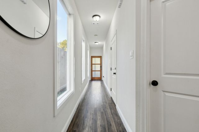 2224 Dyson Street, Dallas, TX 75215