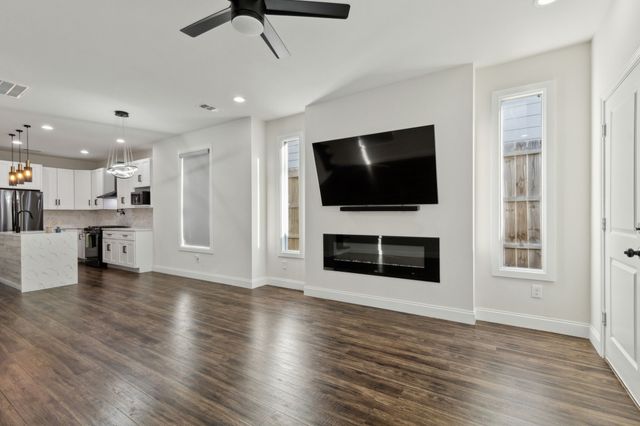 2224 Dyson Street, Dallas, TX 75215