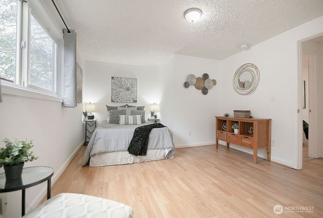 1925 28th, Longview, WA 98632