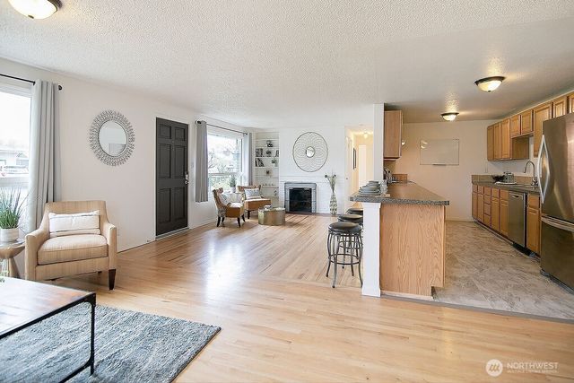 1925 28th, Longview, WA 98632