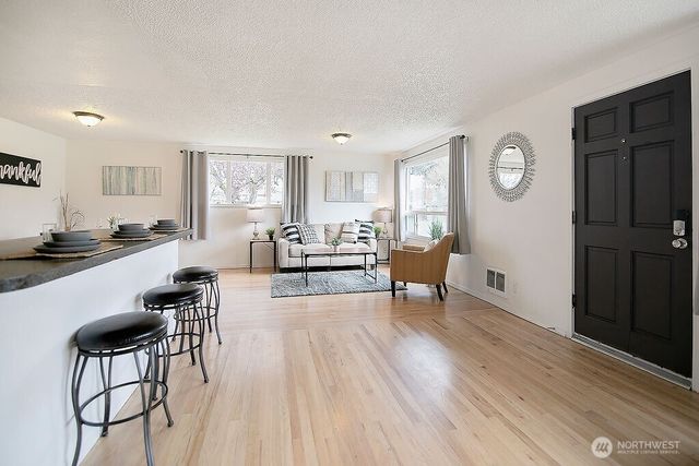 1925 28th, Longview, WA 98632