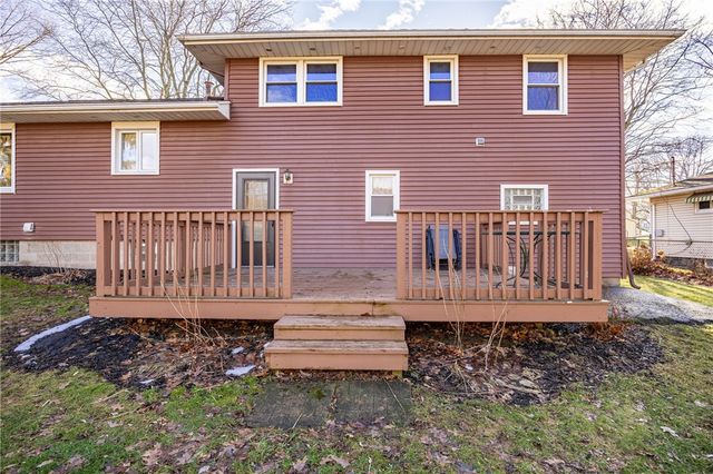 530 Westside Drive, Gates, NY 14624