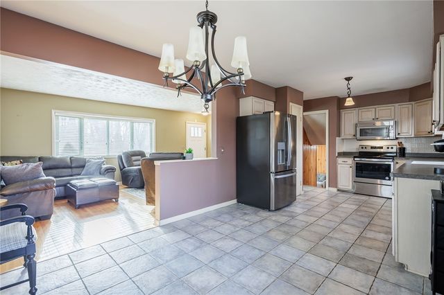 530 Westside Drive, Gates, NY 14624