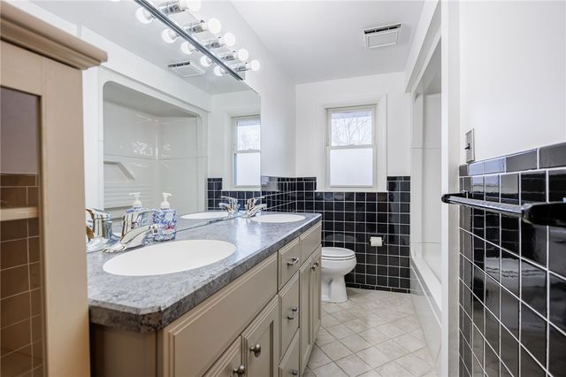 530 Westside Drive, Gates, NY 14624