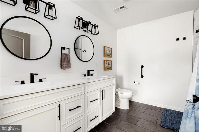 511 W 13TH ST, Front Royal, VA 22630