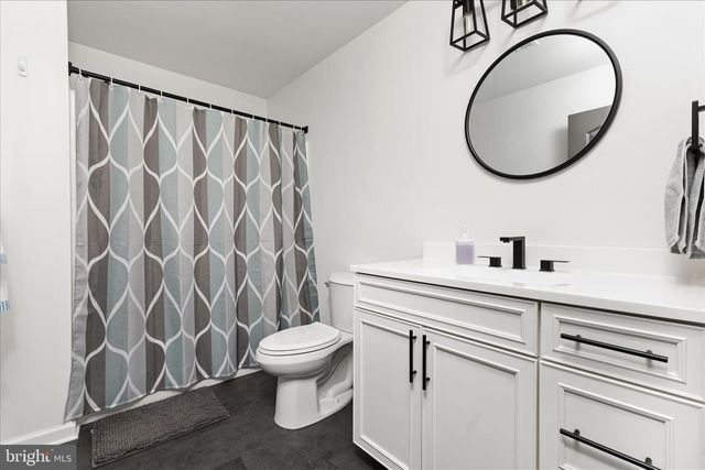 511 W 13TH ST, Front Royal, VA 22630