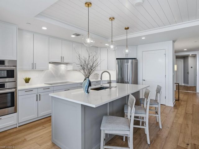 4142 Bay Beach LN 804, Fort Myers Beach, FL 33931