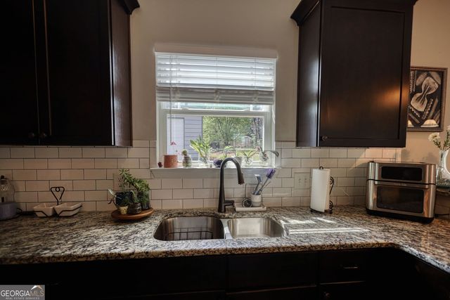 452 Trousseau Lane, Mcdonough, GA 30252