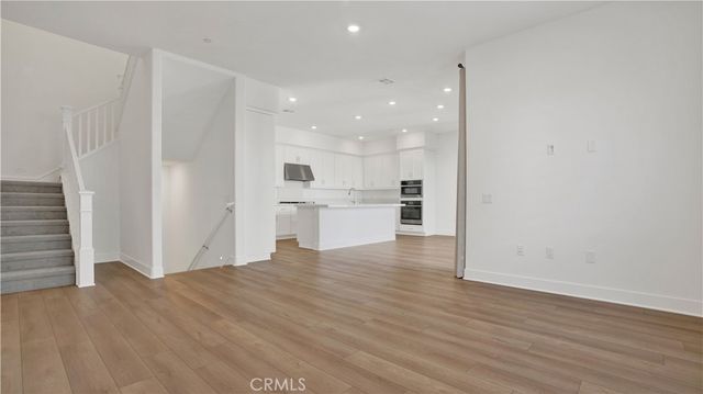 236 Knot, Irvine, CA 92618