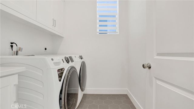 236 Knot, Irvine, CA 92618