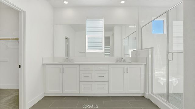 236 Knot, Irvine, CA 92618