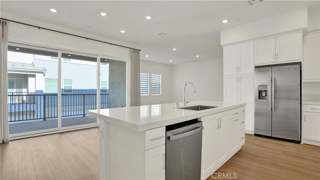 236 Knot, Irvine, CA 92618