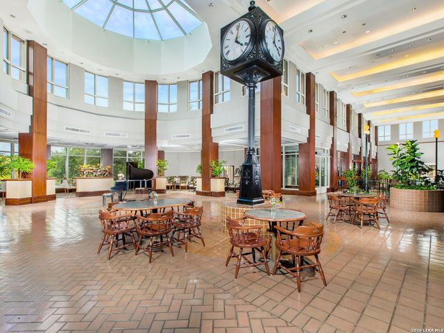 1 Towers Park Ln Apt 604, San Antonio, TX 78209