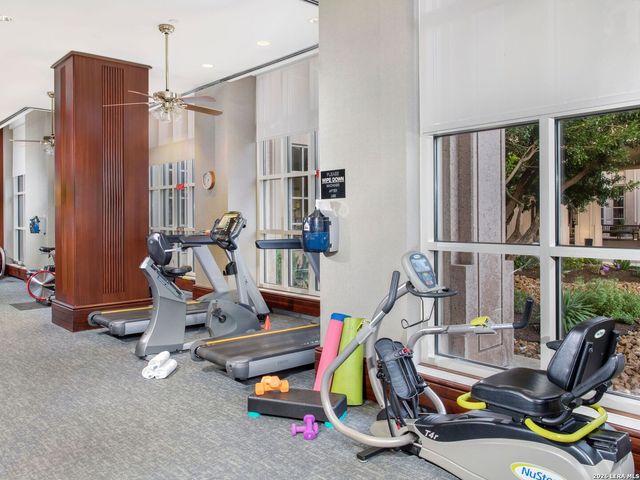 1 Towers Park Ln Apt 604, San Antonio, TX 78209