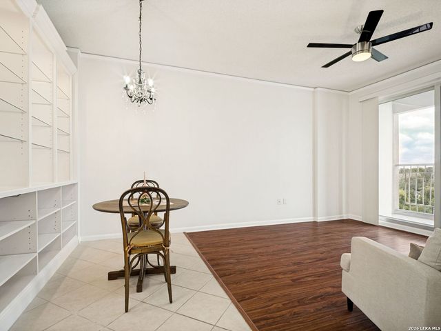 1 Towers Park Ln Apt 604, San Antonio, TX 78209