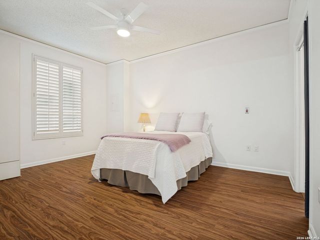 1 Towers Park Ln Apt 604, San Antonio, TX 78209