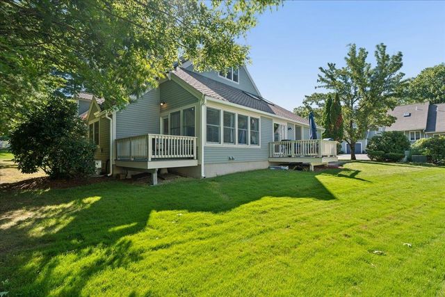 114 Hawthorne Village Road, Nashua, NH 03062