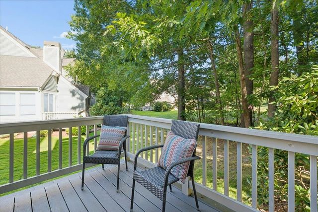 114 Hawthorne Village Road, Nashua, NH 03062