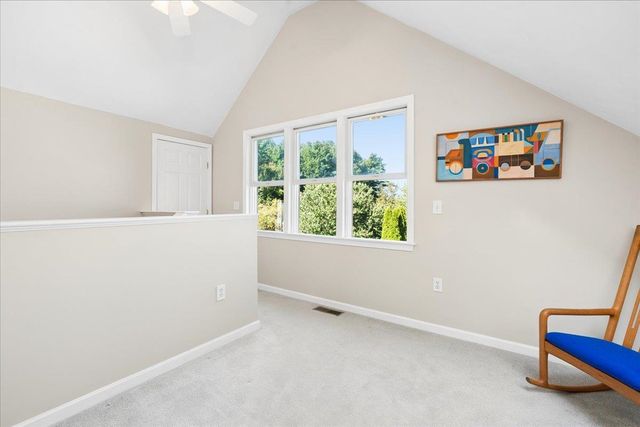 114 Hawthorne Village Road, Nashua, NH 03062