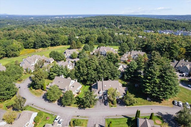 114 Hawthorne Village Road, Nashua, NH 03062