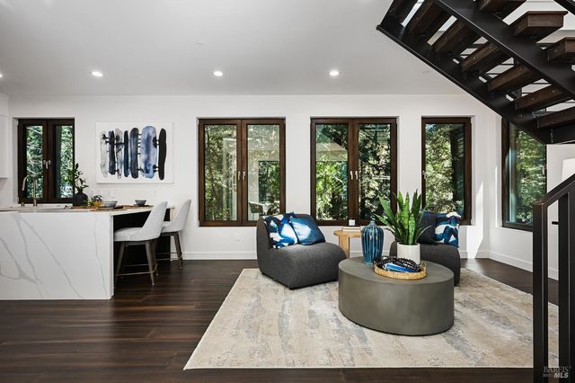 14685 Willow Rd, Guerneville, CA 95446