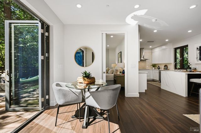 14685 Willow Rd, Guerneville, CA 95446