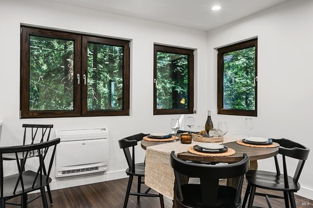 14685 Willow Rd, Guerneville, CA 95446