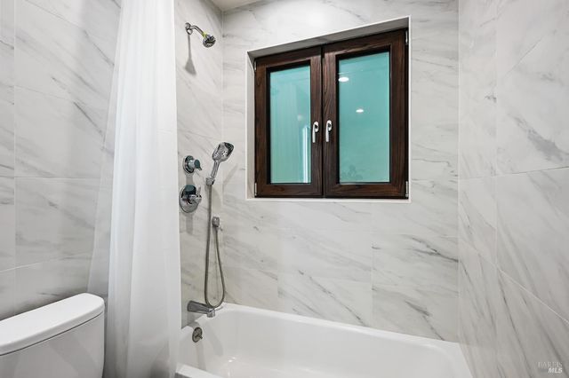 14685 Willow Rd, Guerneville, CA 95446