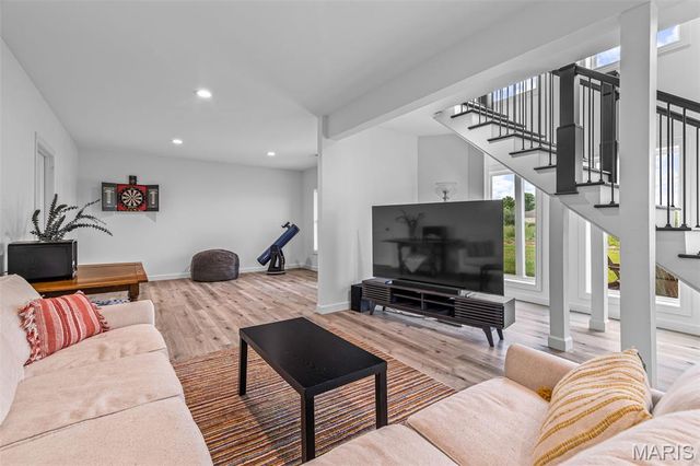 733 Magnolia Drive, Farmington, MO 63640