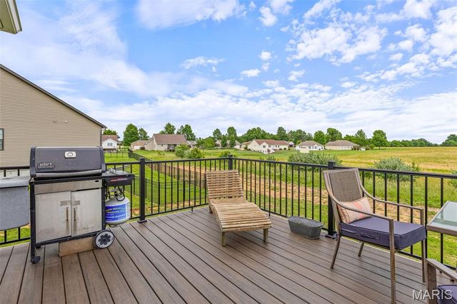 733 Magnolia Drive, Farmington, MO 63640