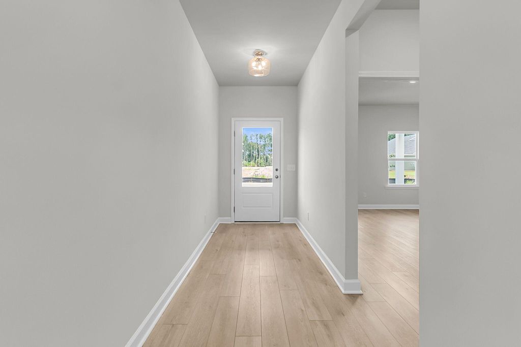 Image 10 of property listing at 5372 Crinum Lilly, Summerville, SC 29485