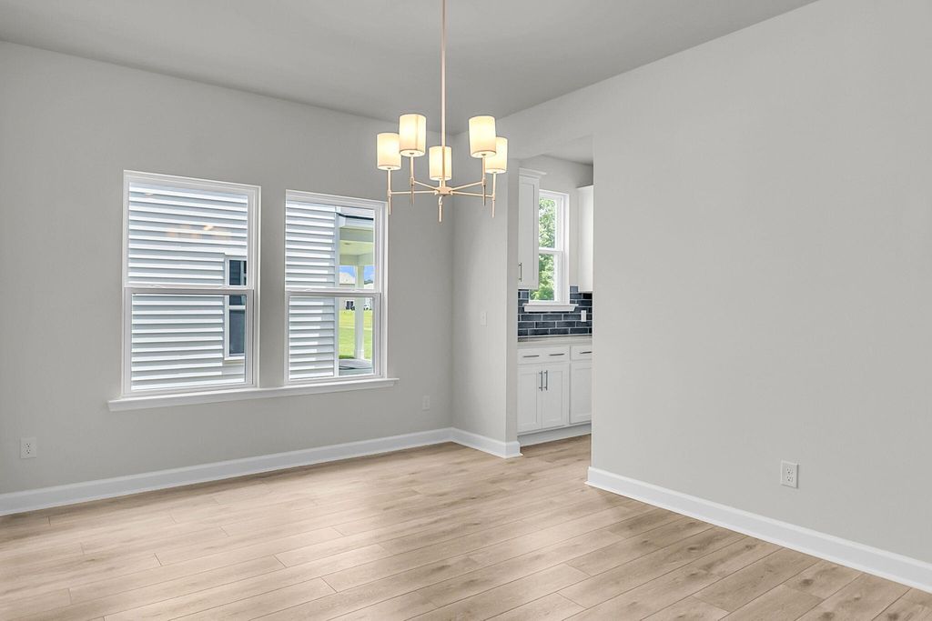 Image 16 of property listing at 5372 Crinum Lilly, Summerville, SC 29485
