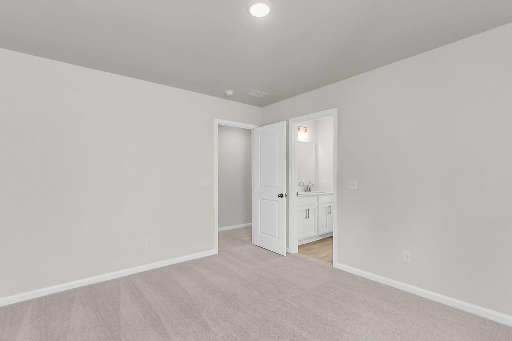 Image 30 of property listing at 5372 Crinum Lilly, Summerville, SC 29485