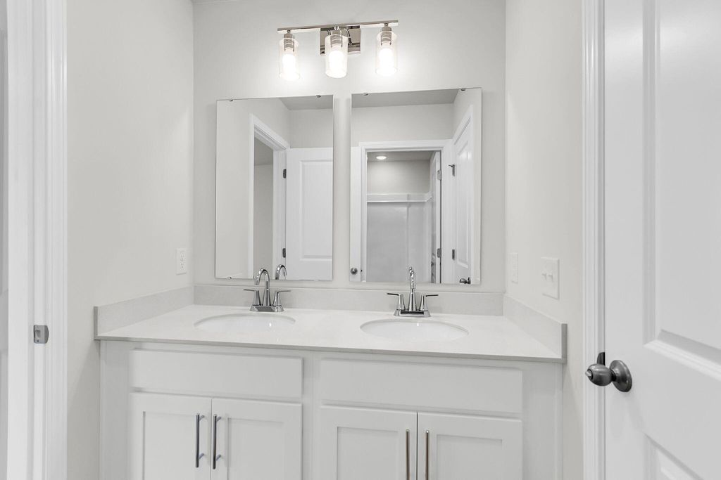 Image 31 of property listing at 5372 Crinum Lilly, Summerville, SC 29485