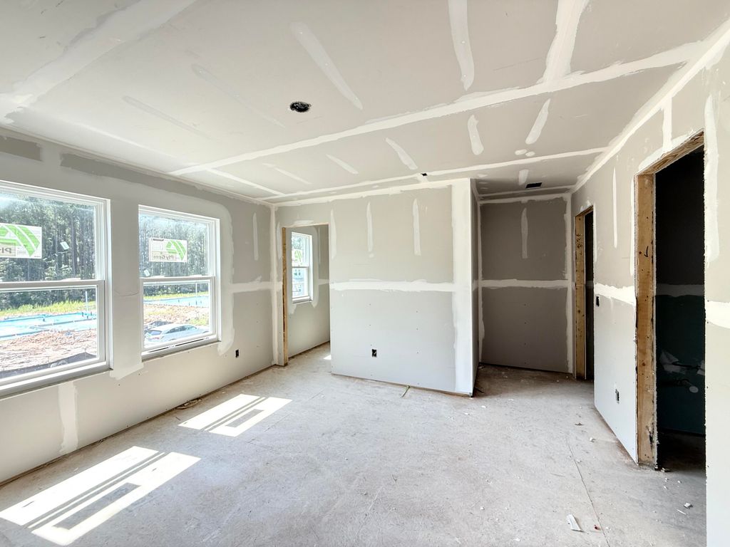 Image 89 of property listing at 5372 Crinum Lilly, Summerville, SC 29485