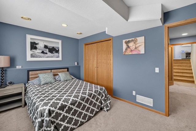 613 Greenfield Drive, Deforest, WI 53532
