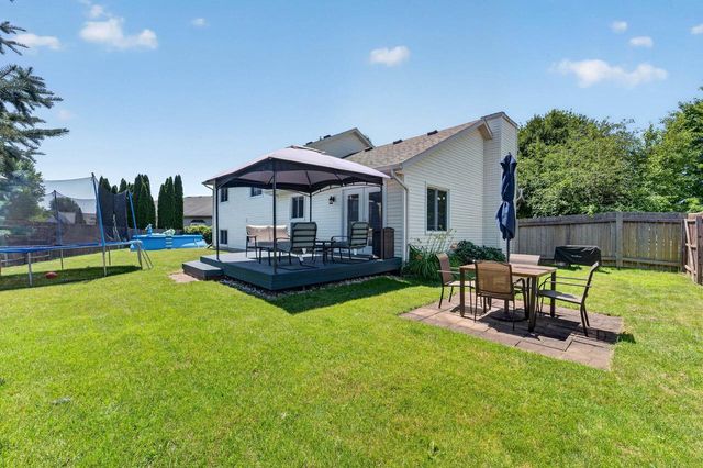 613 Greenfield Drive, Deforest, WI 53532