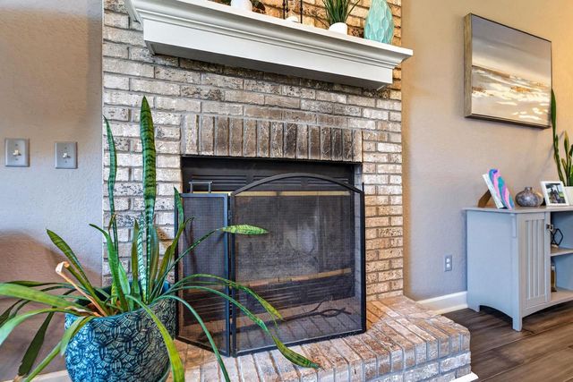 613 Greenfield Drive, Deforest, WI 53532