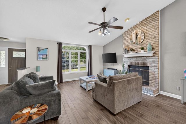 613 Greenfield Drive, Deforest, WI 53532