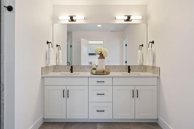 21134 NE Beall Drive Lot 25, Bend, OR 97701