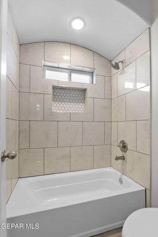 186 Olive Branch, Sunland Park, NM 88008