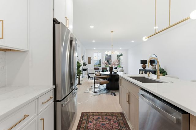 521 Croley Dr, Nashville, TN 37209