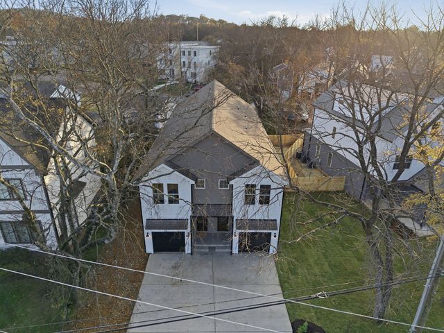 521 Croley Dr, Nashville, TN 37209