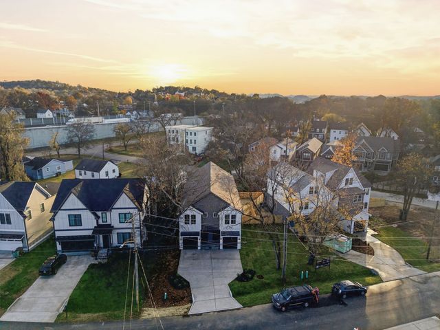 521 Croley Dr, Nashville, TN 37209